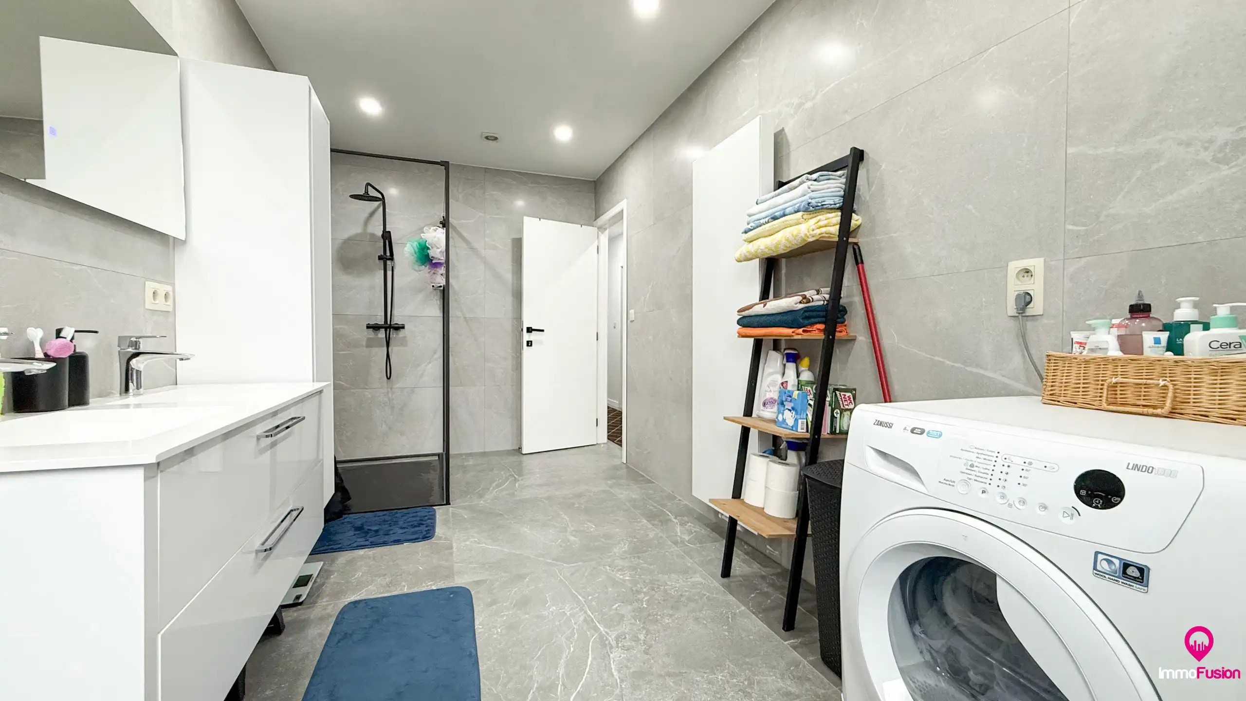 Gerenoveerde woning met 3 slaapkamers en ruime tuin! foto 22