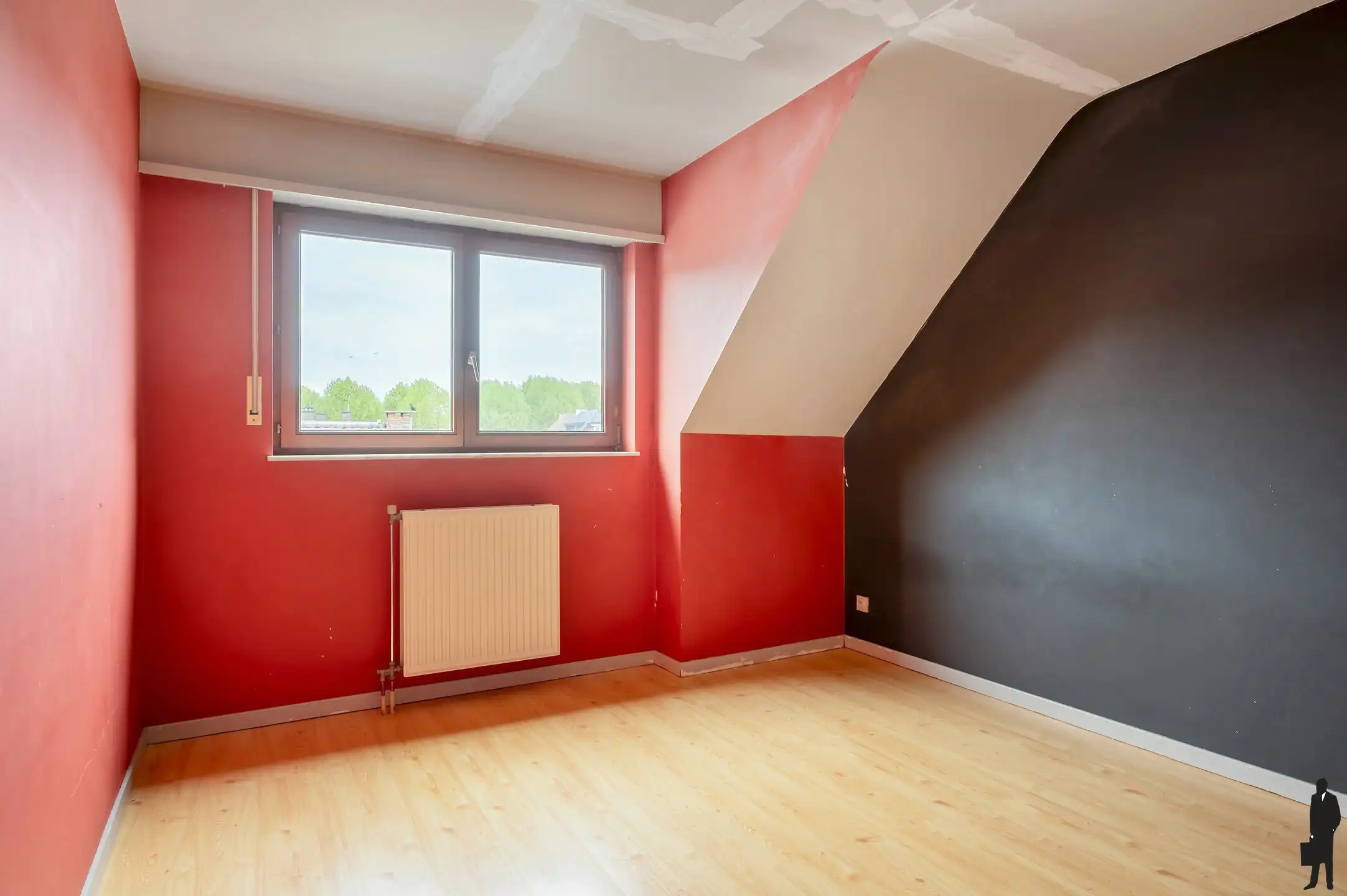 Zeer verzorgde gezinswoning, gelegen in een rustige straat toch zeer centraal nabij scholen/winkels/invalswegen/etc!&nbsp; foto 14