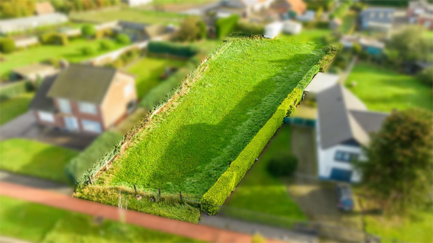 KNAPPE BOUWKAVEL (+-11A86CA) OP GROENE, DOCH CENTRALE EN GUNSTIGE LOCATIE, VLAKBIJ HET CENTRUM VAN BOCHOLT! foto 5