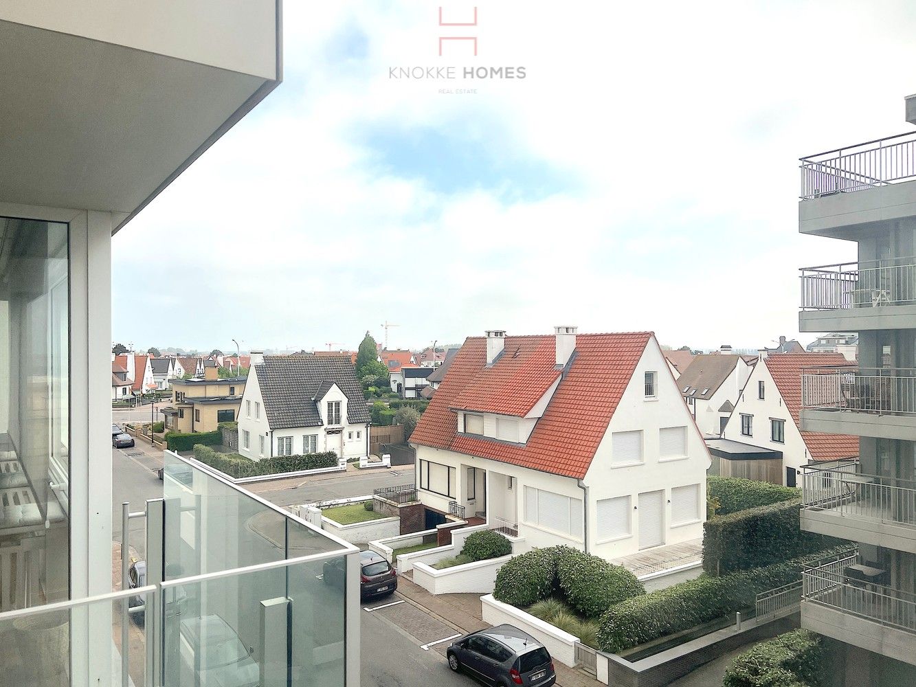 Instapklaar appartement met zijdelings zeezicht aan het Albertstrand foto 8