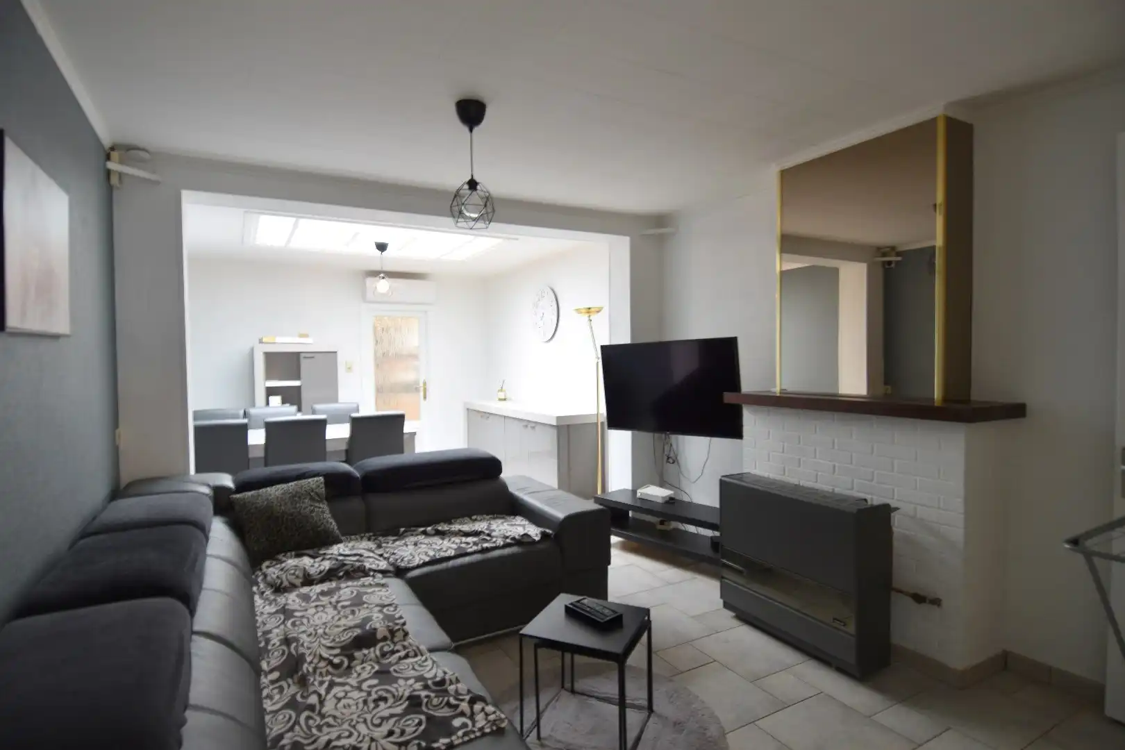 Stadswoning met 2 slaapkamers en zonnige stadstuin te Kortrijk foto 2