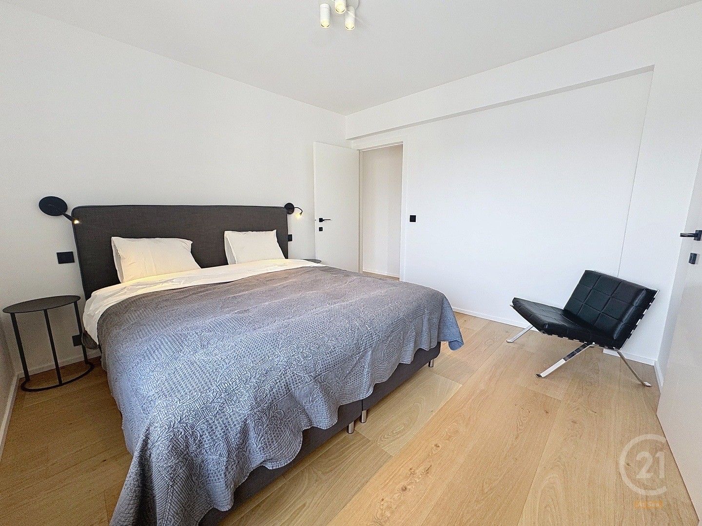 Instapklaar appartement op toplocatie – Zeedijk Westende foto 18