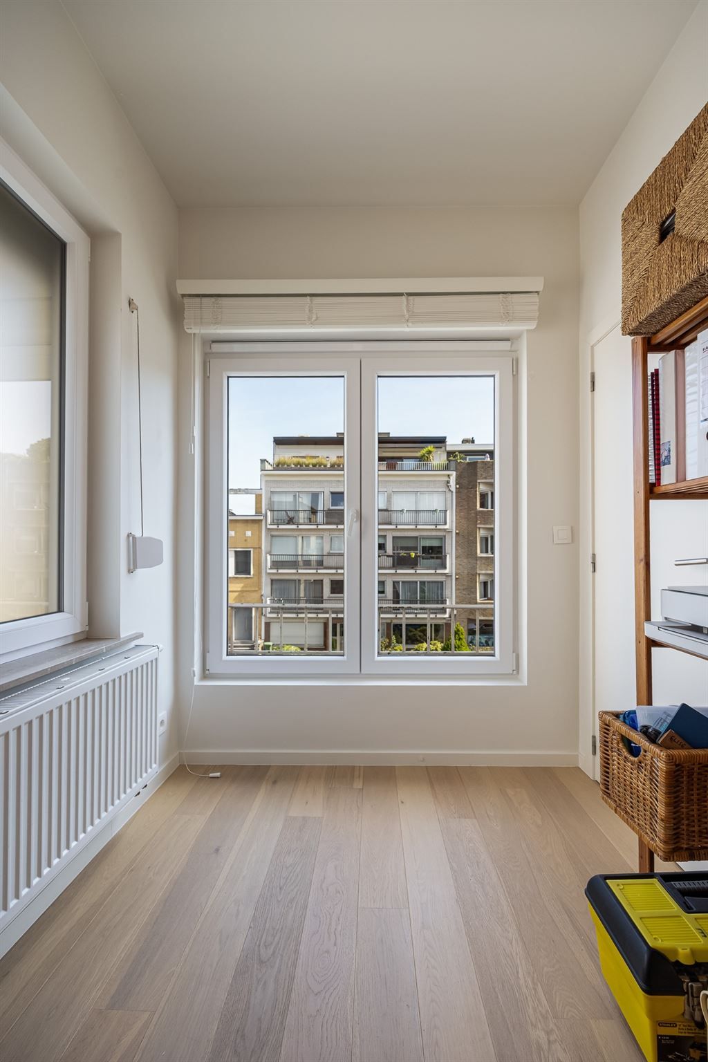 Top gerenoveerd appartement met terras aan Boelaarpark foto 14