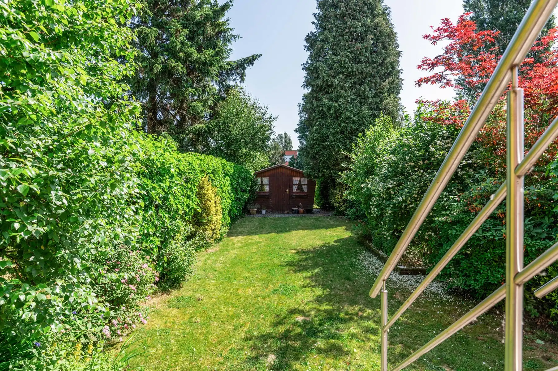 Verzorgde beletage met diepe tuin en ligging nabij het centrum foto 6