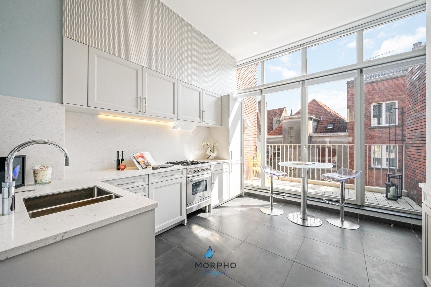 High-end triplexappartement in hartje Brugge – Licht, luxe en leefcomfort in residentie Augustijnenhof foto 5