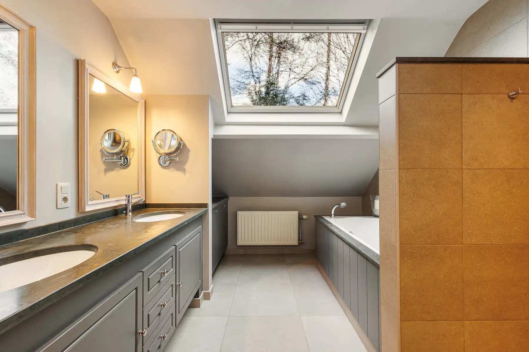 Instapklare villa in het gegeerde Hertebos te 's-Gravenwezel foto 15