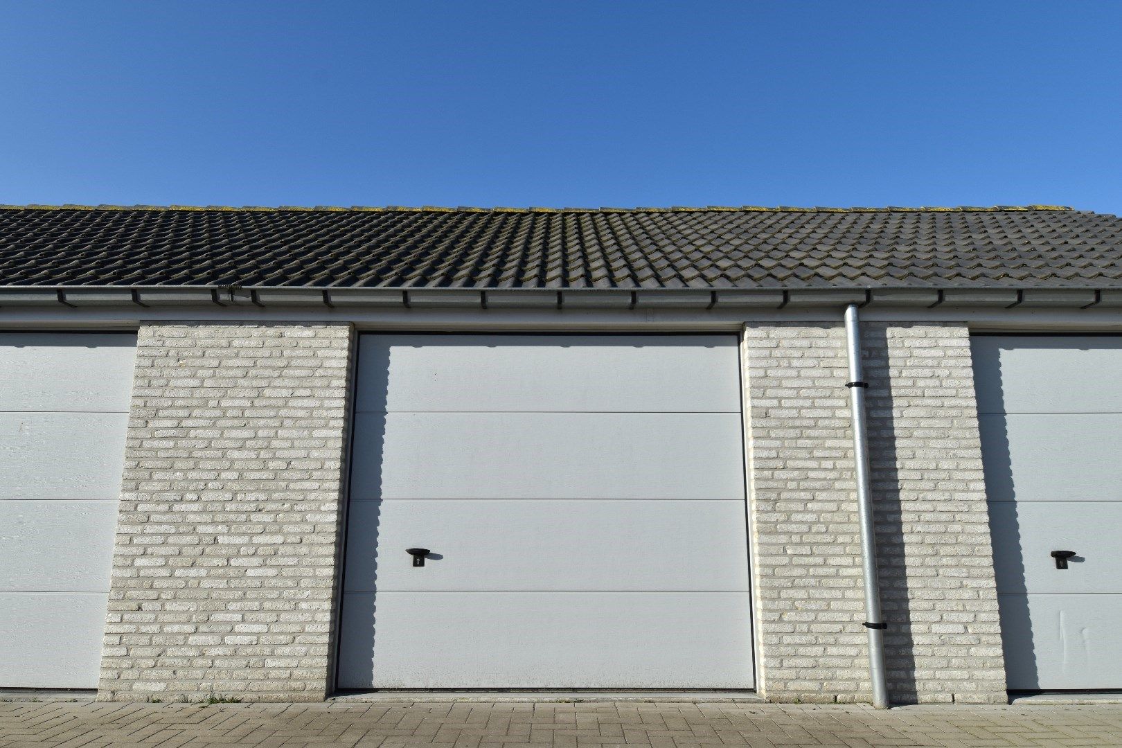 Instapklare gezinswoning met 3 slaapkamers (meer mogelijk!), zonnige tuin én garage te Heule foto 13