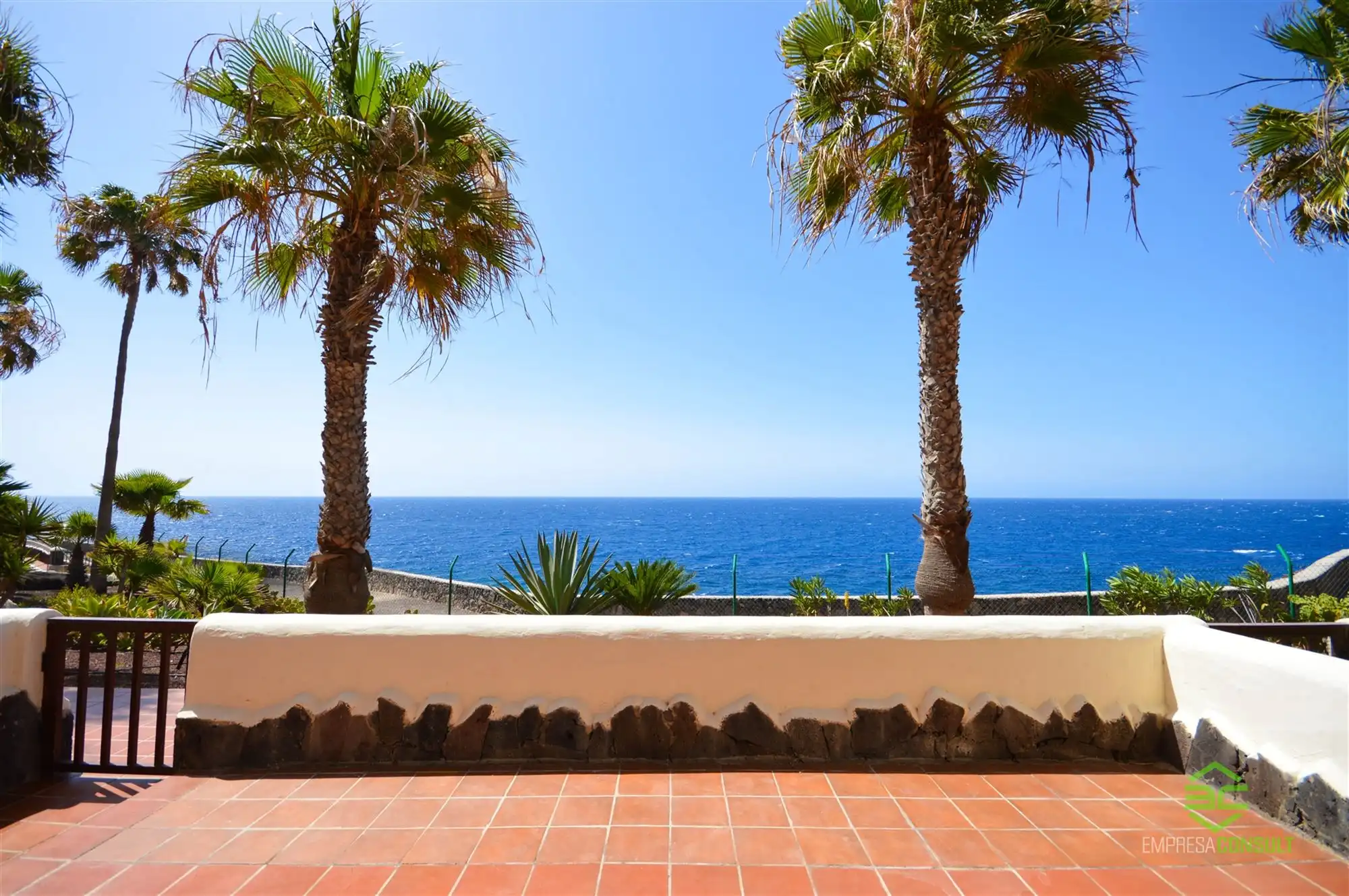 Gelijkvloers appartement met 1 slpk, tv-vlaanderen en wifi in Tenerife foto {{pictureIndex}}