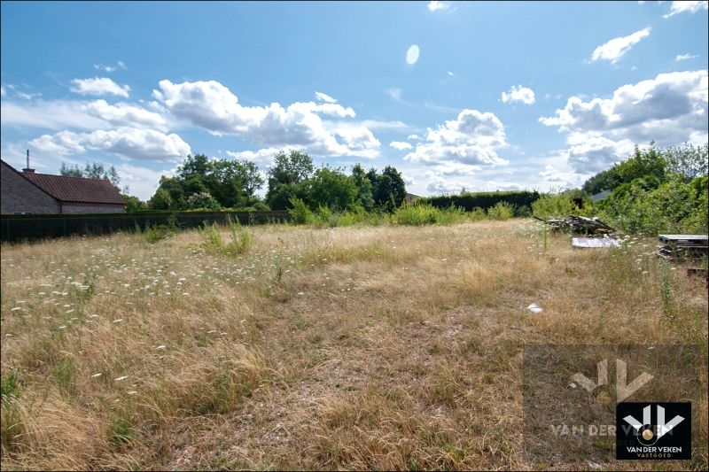 Zeer interessante projectgrond van 28a16ca op centrale locatie in Diepenbeek foto 9