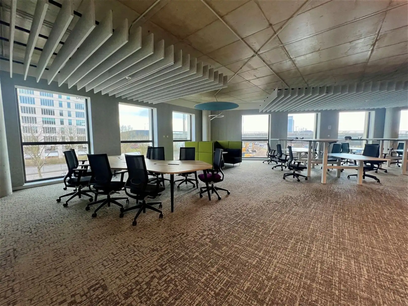 Nieuwbouw kantoren langs The Loop foto 2