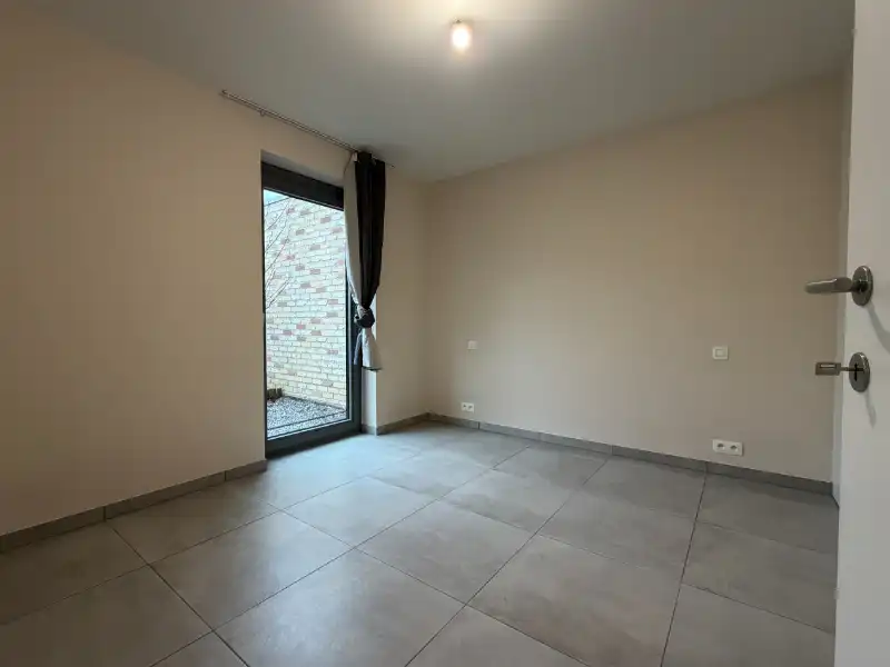 Gelijkvloers appartement met terras en tuintje op een uitstekende locatie in het centrum van het charmante Veurne! foto 12