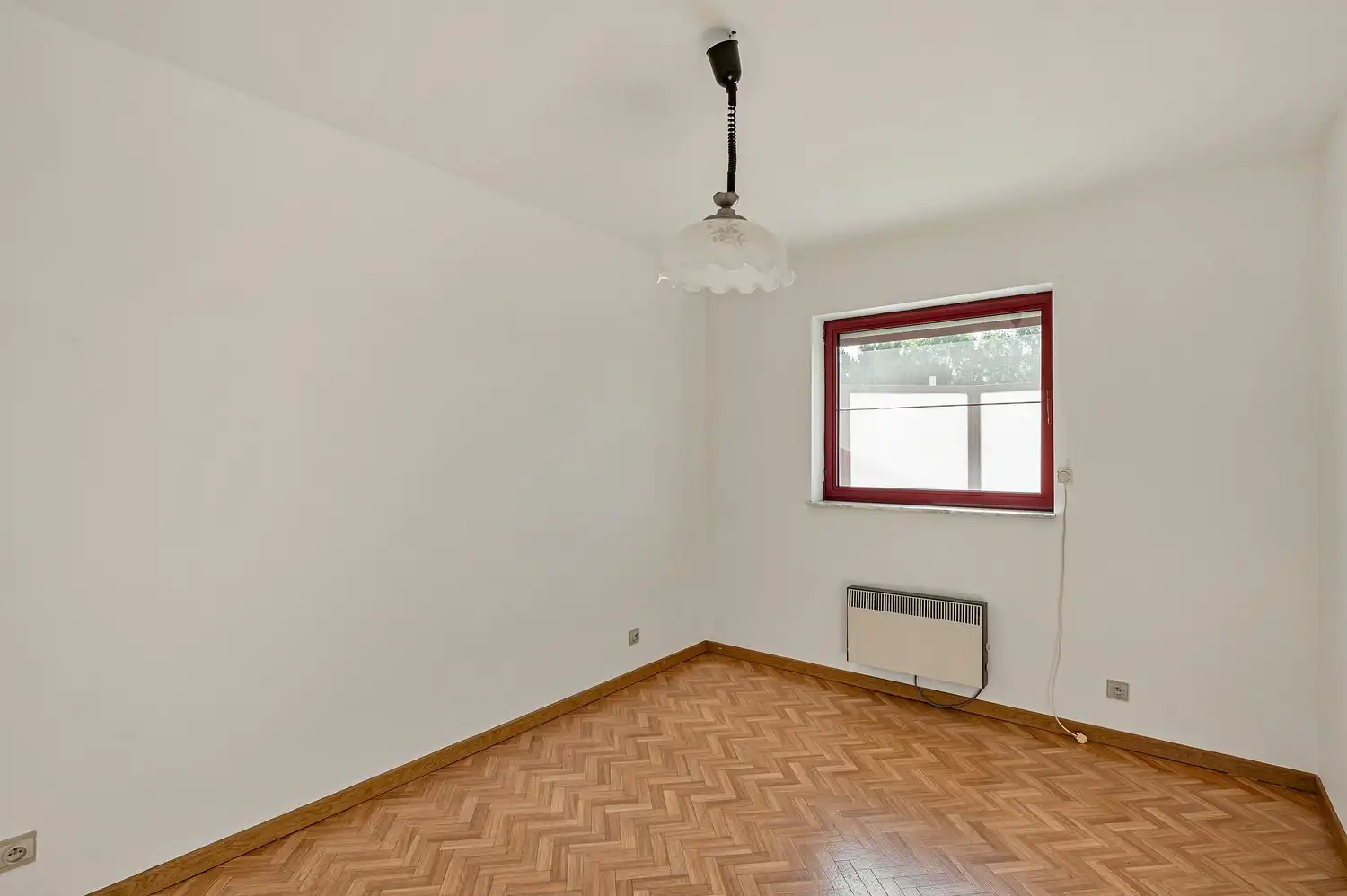 TE KOOP – Instapklaar appartement met 2 slaapkamers in het centrum van Berlaar. foto 15