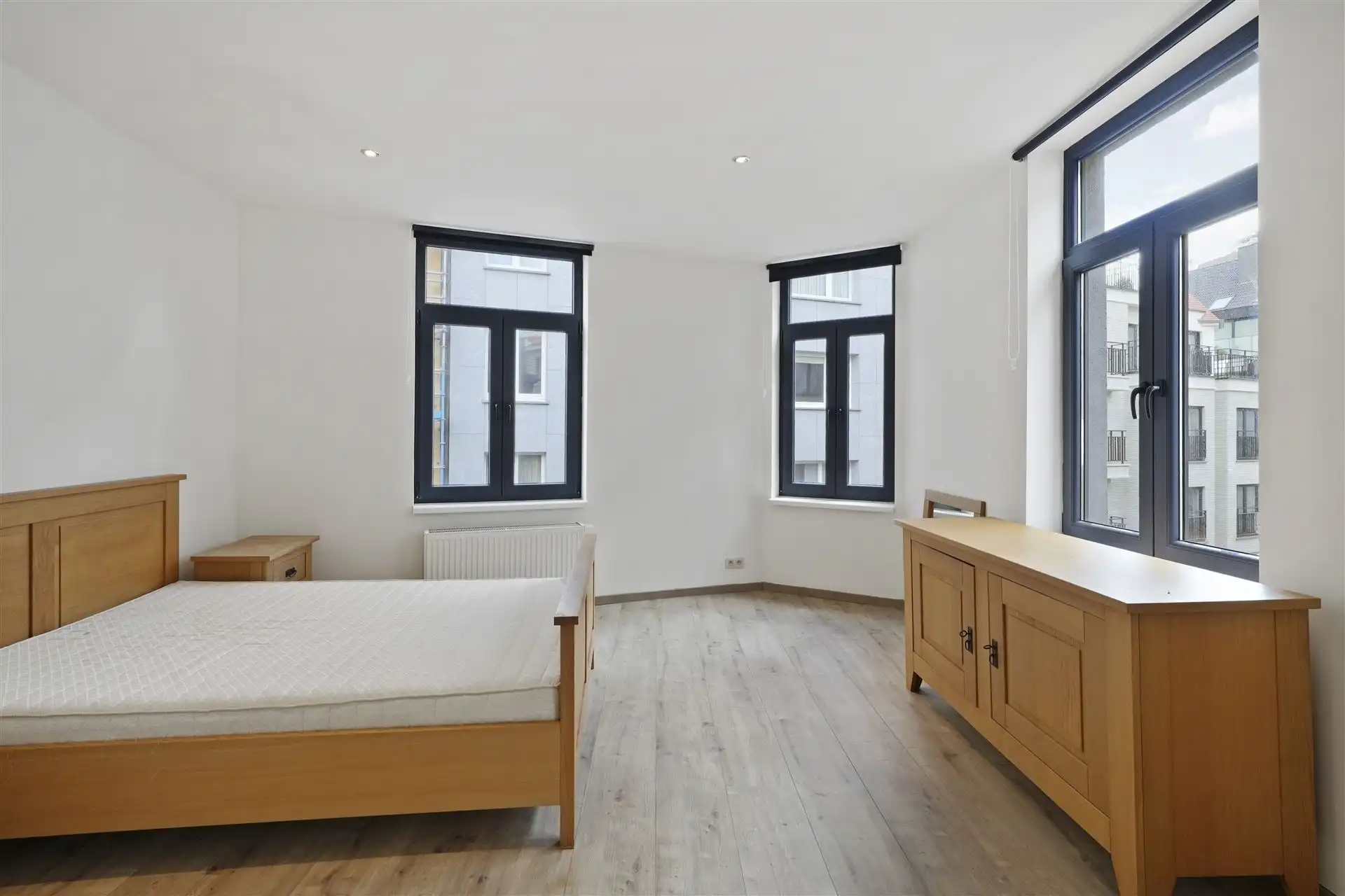 CENTRALE LIGGING / RUIME WONING foto 18