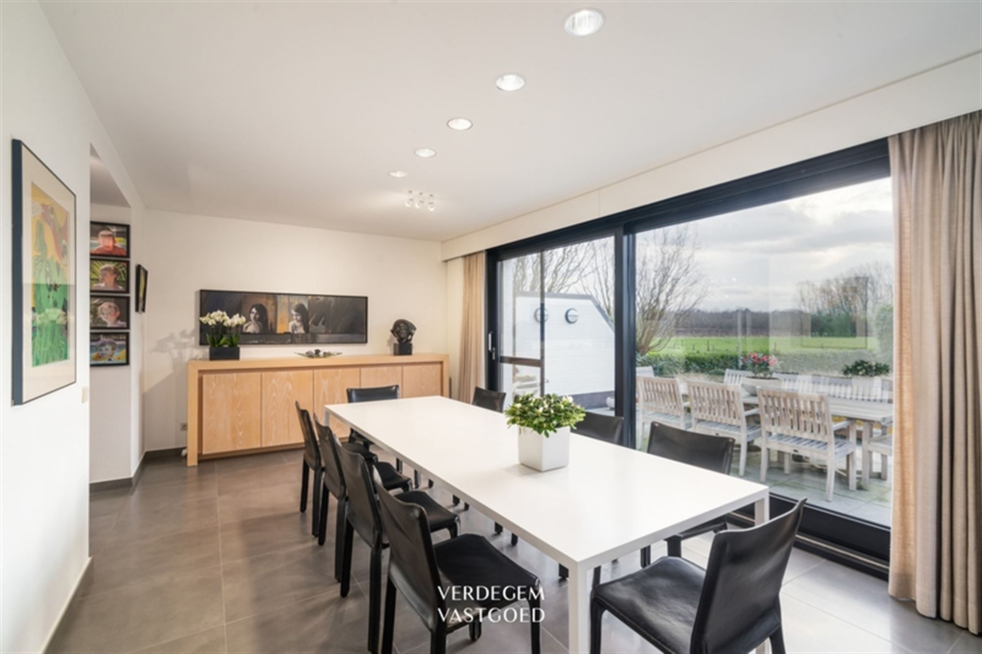 Architectenvilla met aparte studio en Wase zichten foto 7