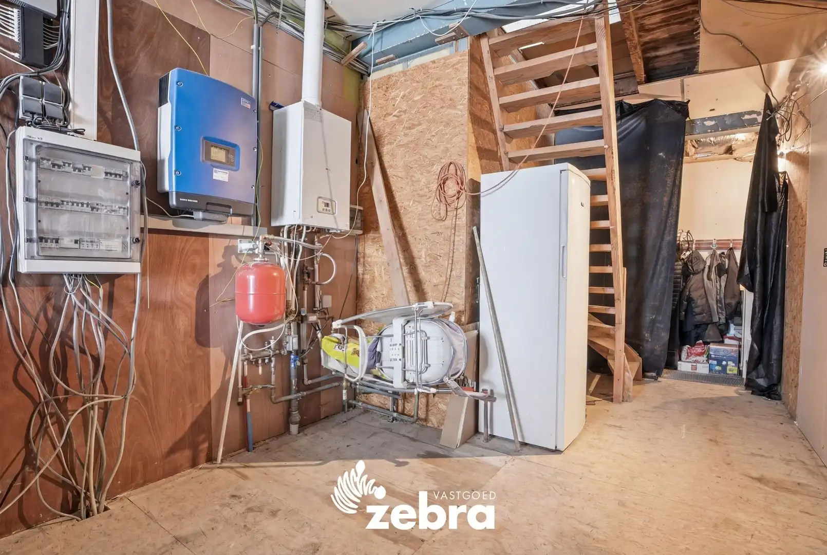 Handelspand met unieke woonst in centrum Pittem! foto 13