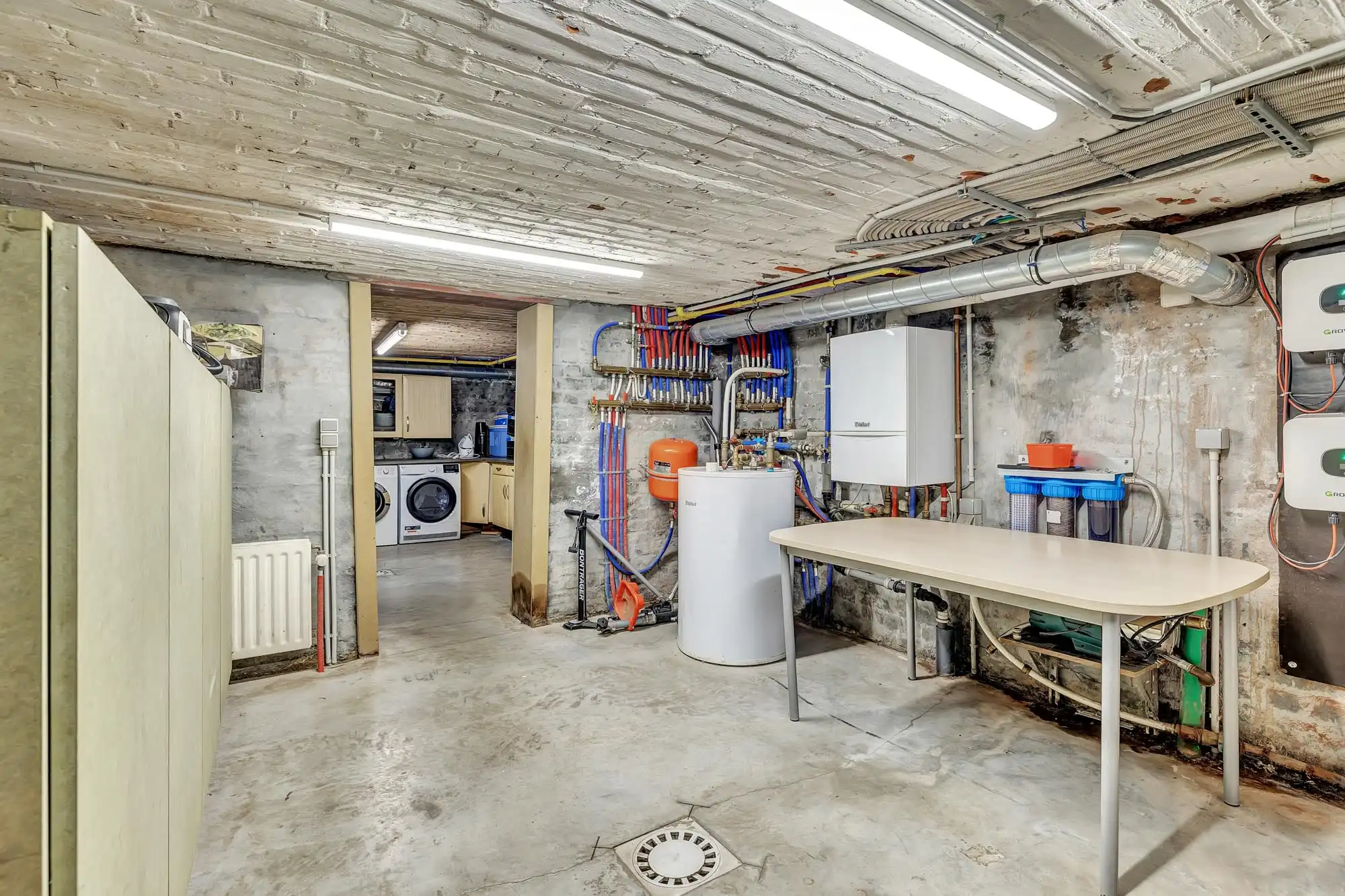 Instapklare halfopen woning met tuin en EPC C foto 22