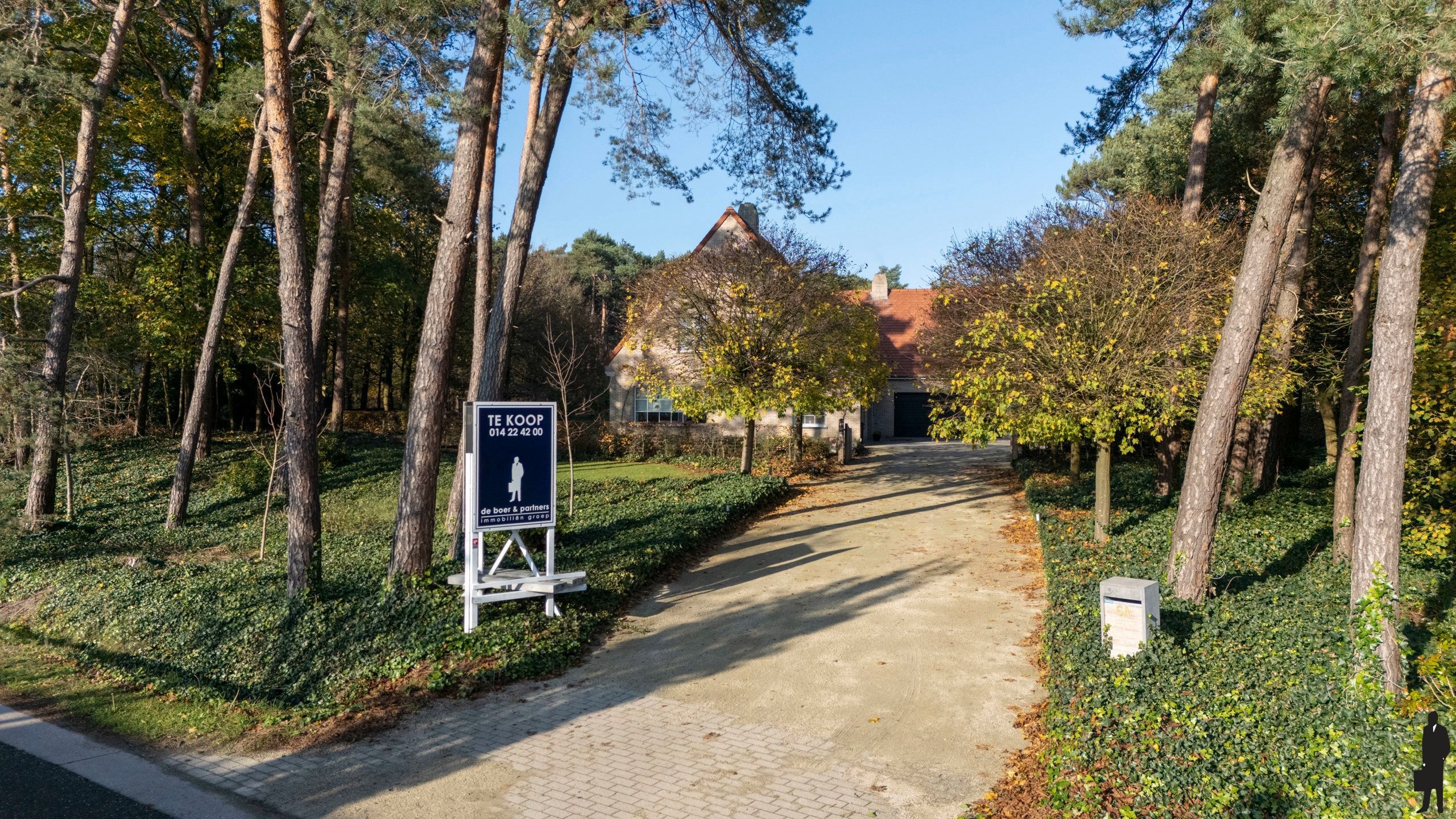 Villa met zwembad en privébos volledig omheind in Retie foto 2