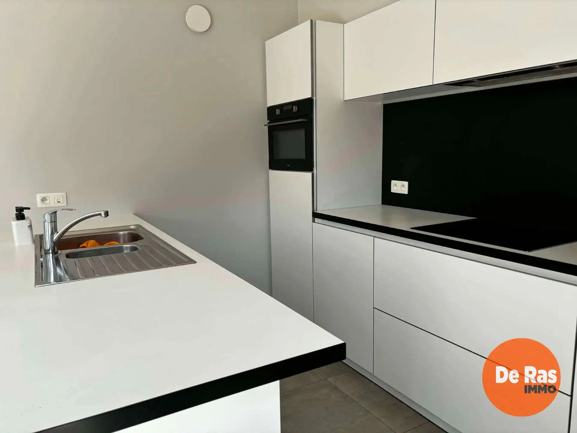 WETTEREN - Gelijkvloers appartement op rustige locatie foto 9