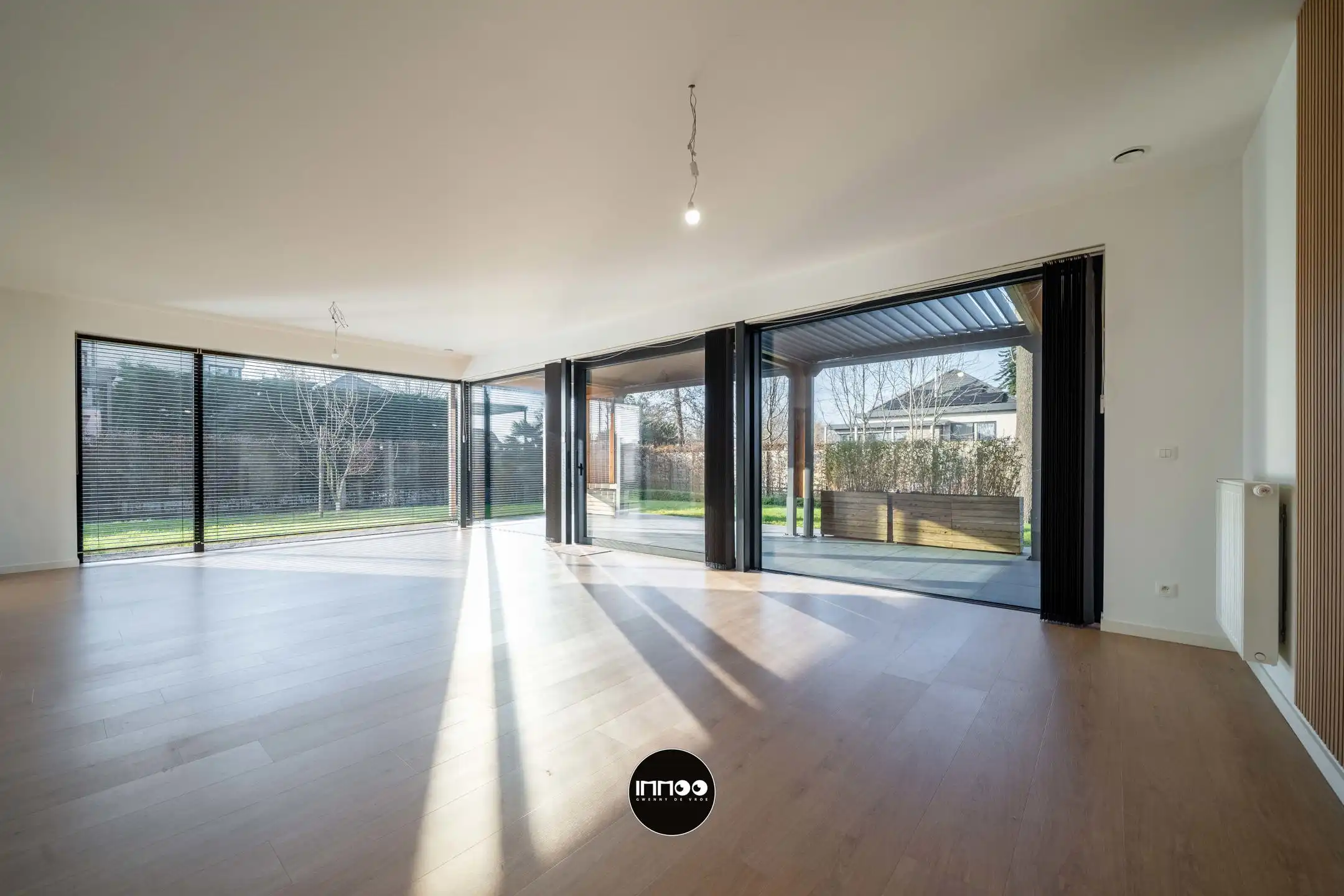 Villa te koop foto {{pictureIndex}}