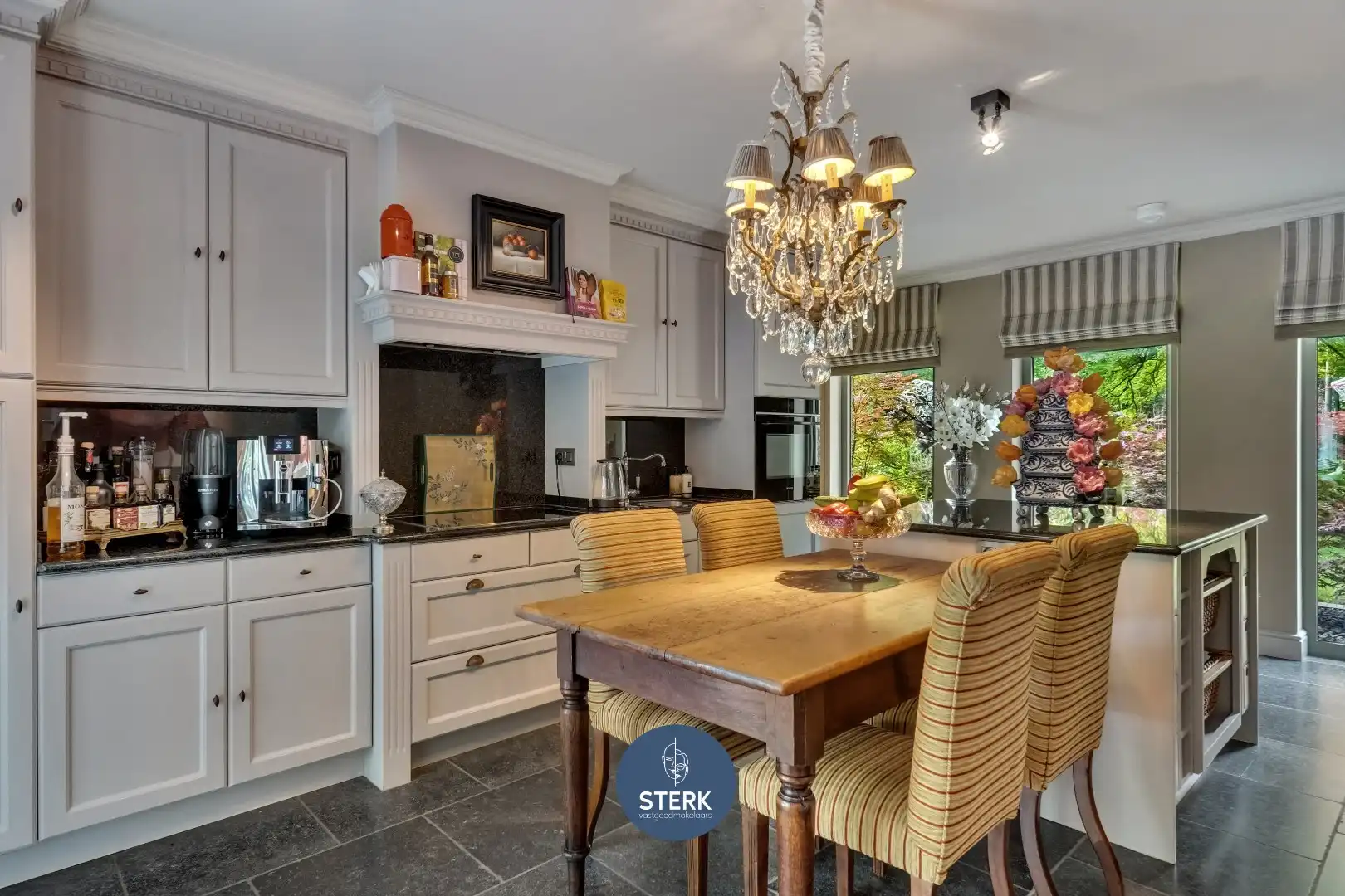 STIJLVOL WONEN IN ALLE RUST OP EEN UNIEKE LOCATIE IN VILLAWIJK "GOUDKUST" !  foto 16