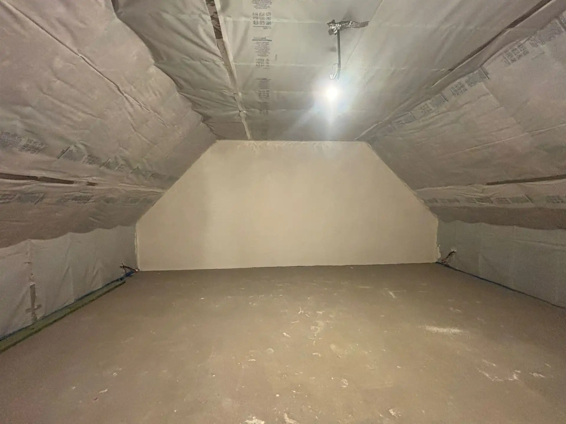 Rustiggelegen, hoogwaardig afgewerkte nieuwbouwwoning nabij het centrum! foto 26