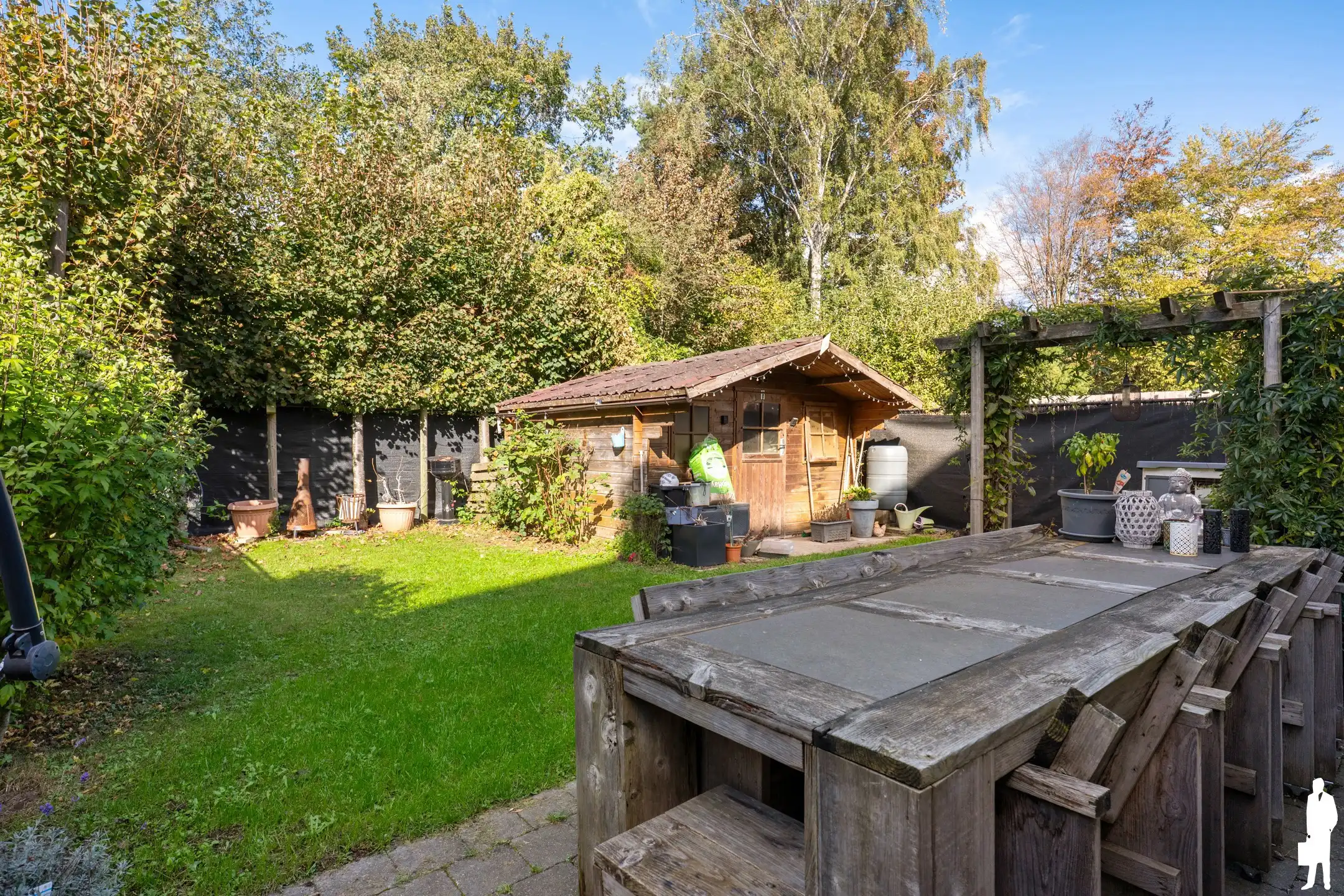 Ruime HOB met 4 slpk en prachtige tuin op toplocatie in Hove foto 7