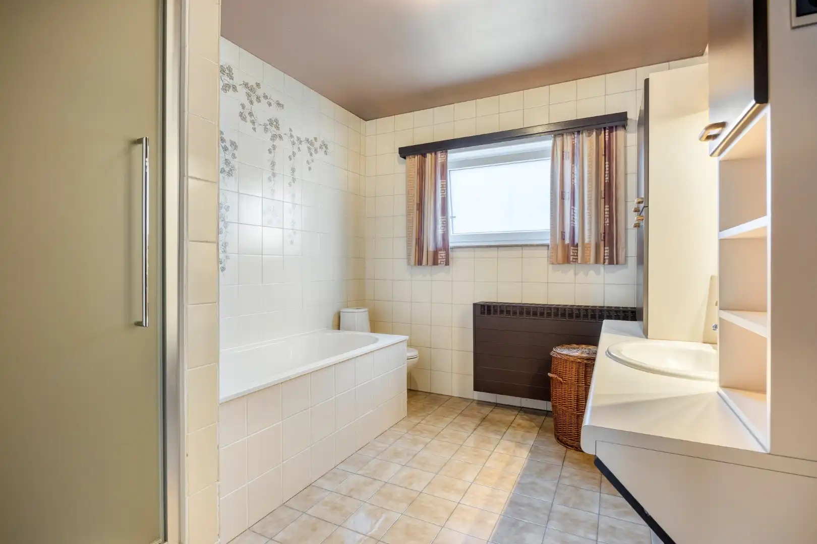 Gelijkvloerse woning met 3 slpks, rustig gelegen op 868 m² ! foto 12