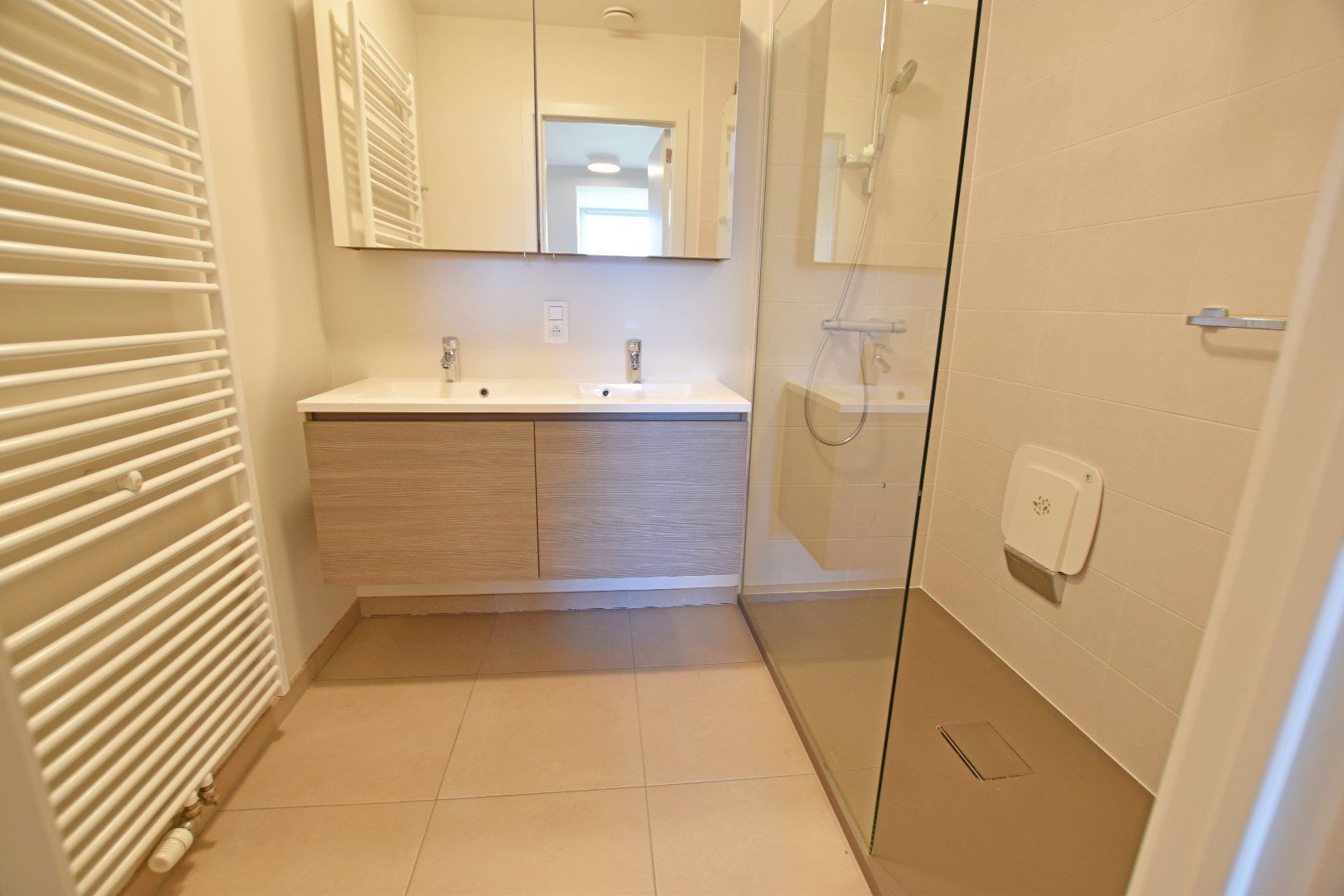 Mooi appartement met terras in Duinenwater foto 7