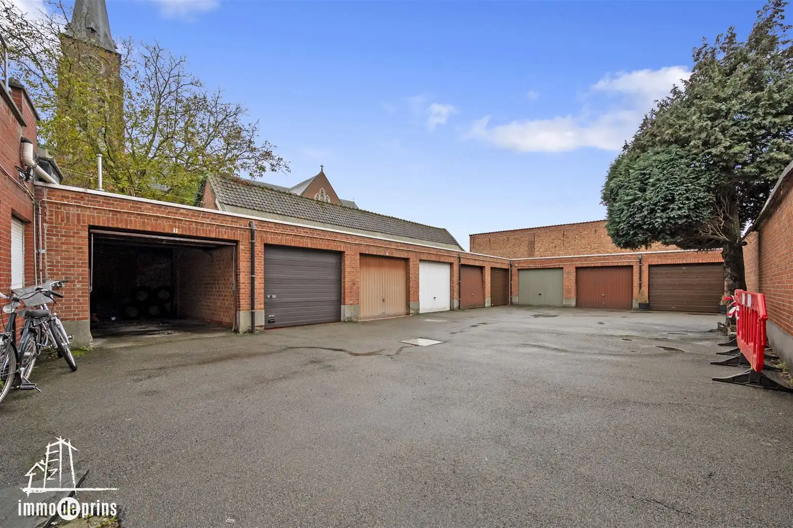 Alle eigendommen foto 16