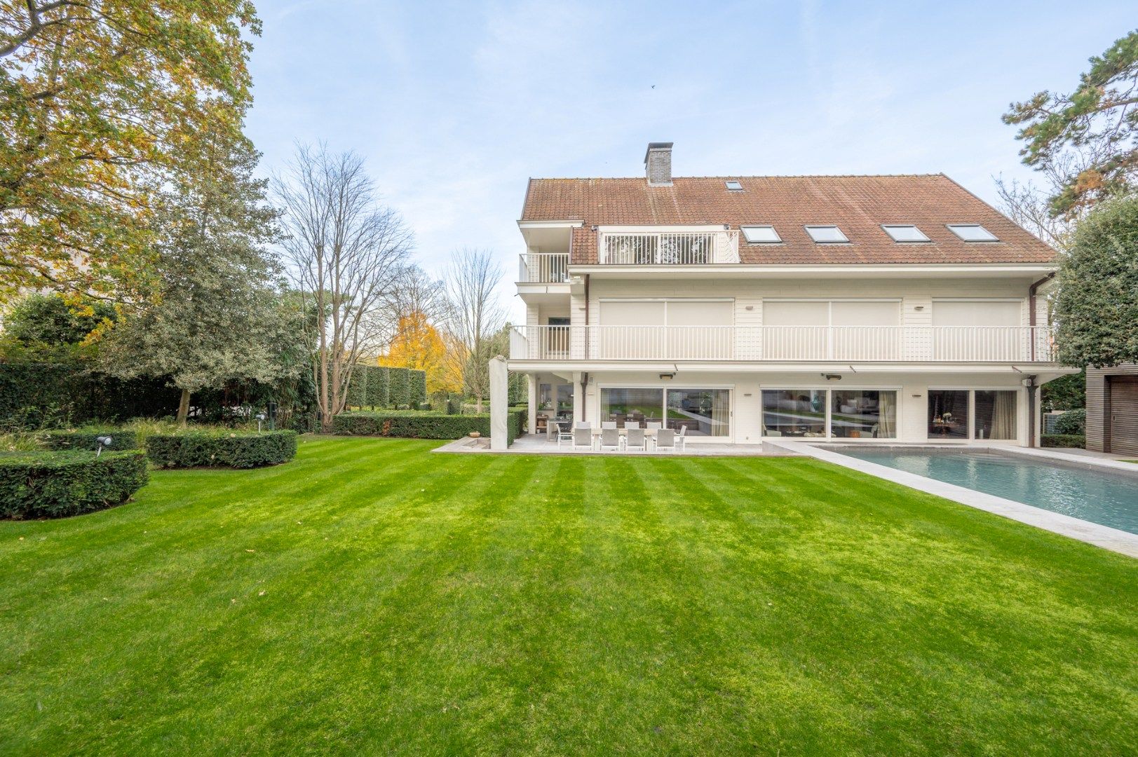 Exclusieve villa op een rustige ligging in het Zoute. foto 3