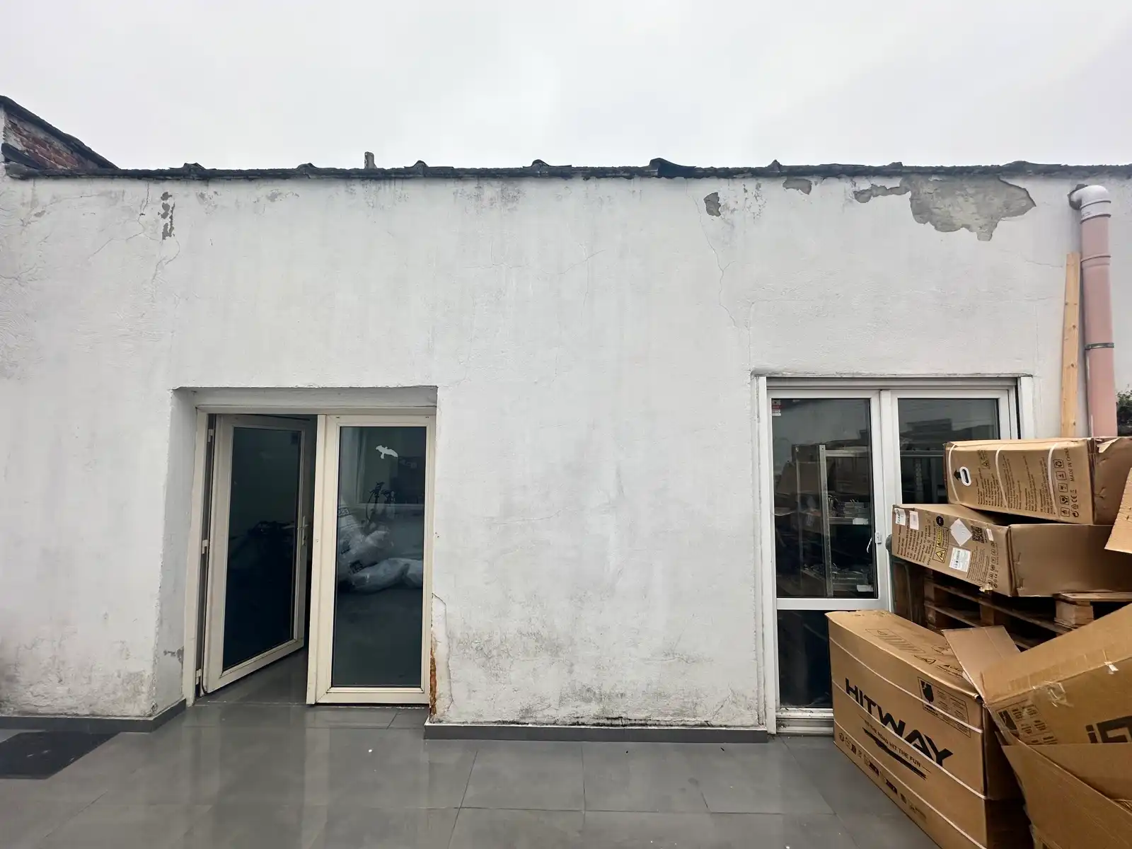 Commercieel gelijkvloers met stabiele huurder op topligging foto 9