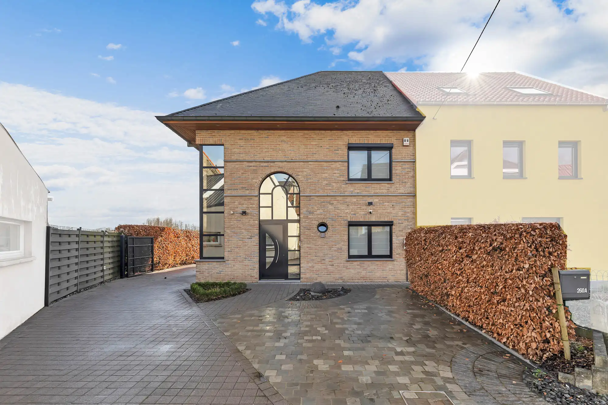 Prachtige woning op een perceel van 29a 49ca te Affligem foto {{pictureIndex}}