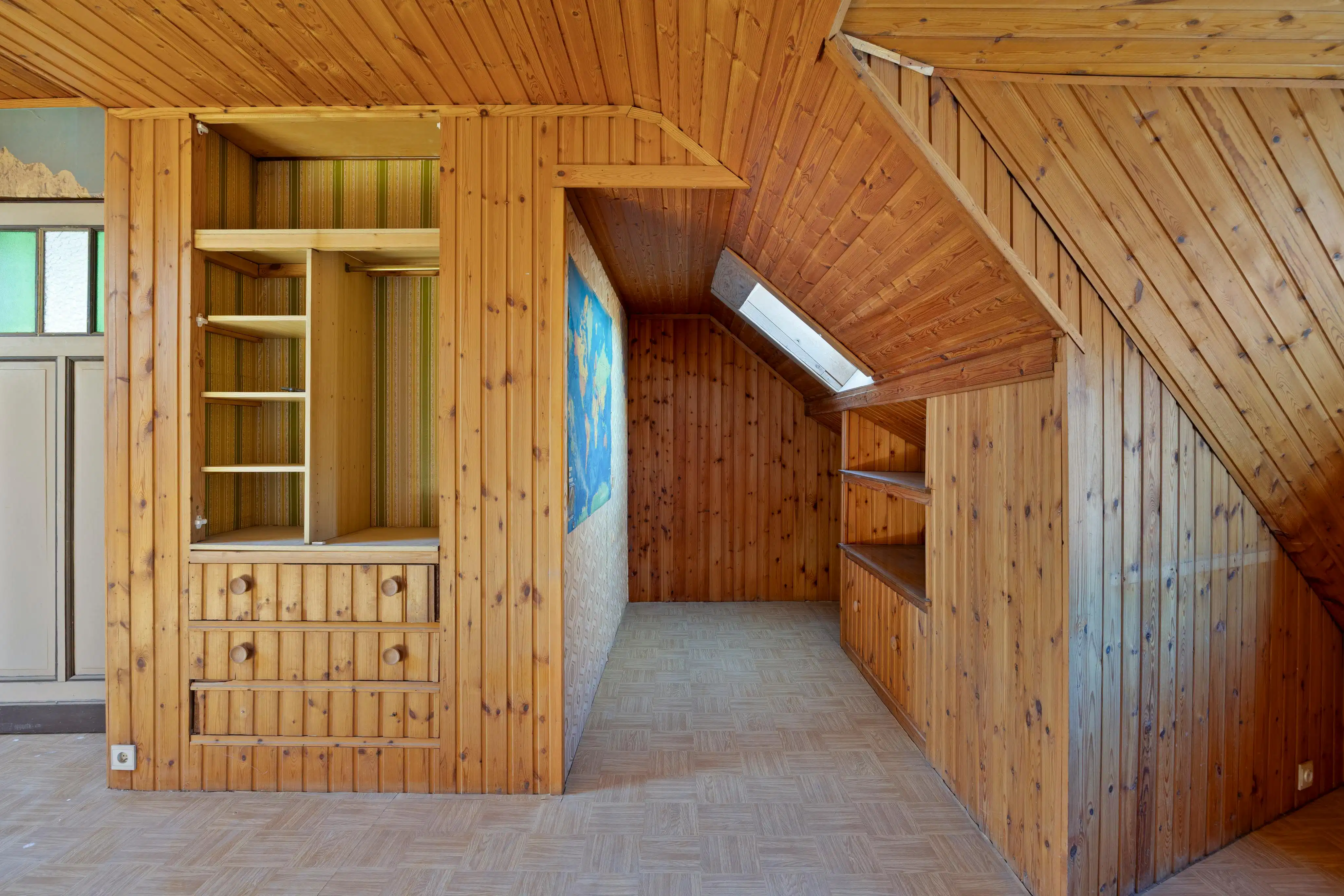 Charmant huis met veel potentieel te koop in Kapellen! foto 20