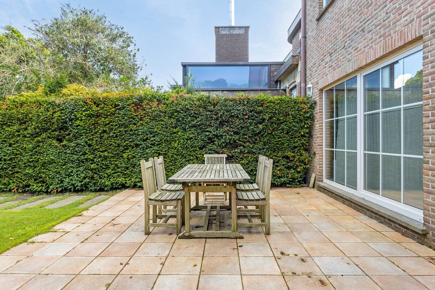 Ruime instapklare gezinswoning met leuke privatieve tuin te Mortsel foto 32