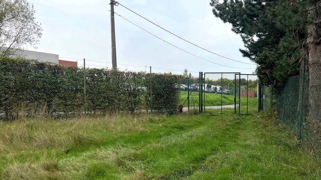 Industriegrond bestemd voor KMO te koop in Deinze foto 4