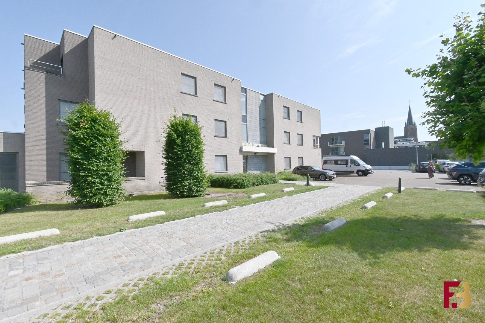 Lichtrijk gelijkvloers appartement met 2 terrassen en uitzicht op groen – hartje Eke foto 19