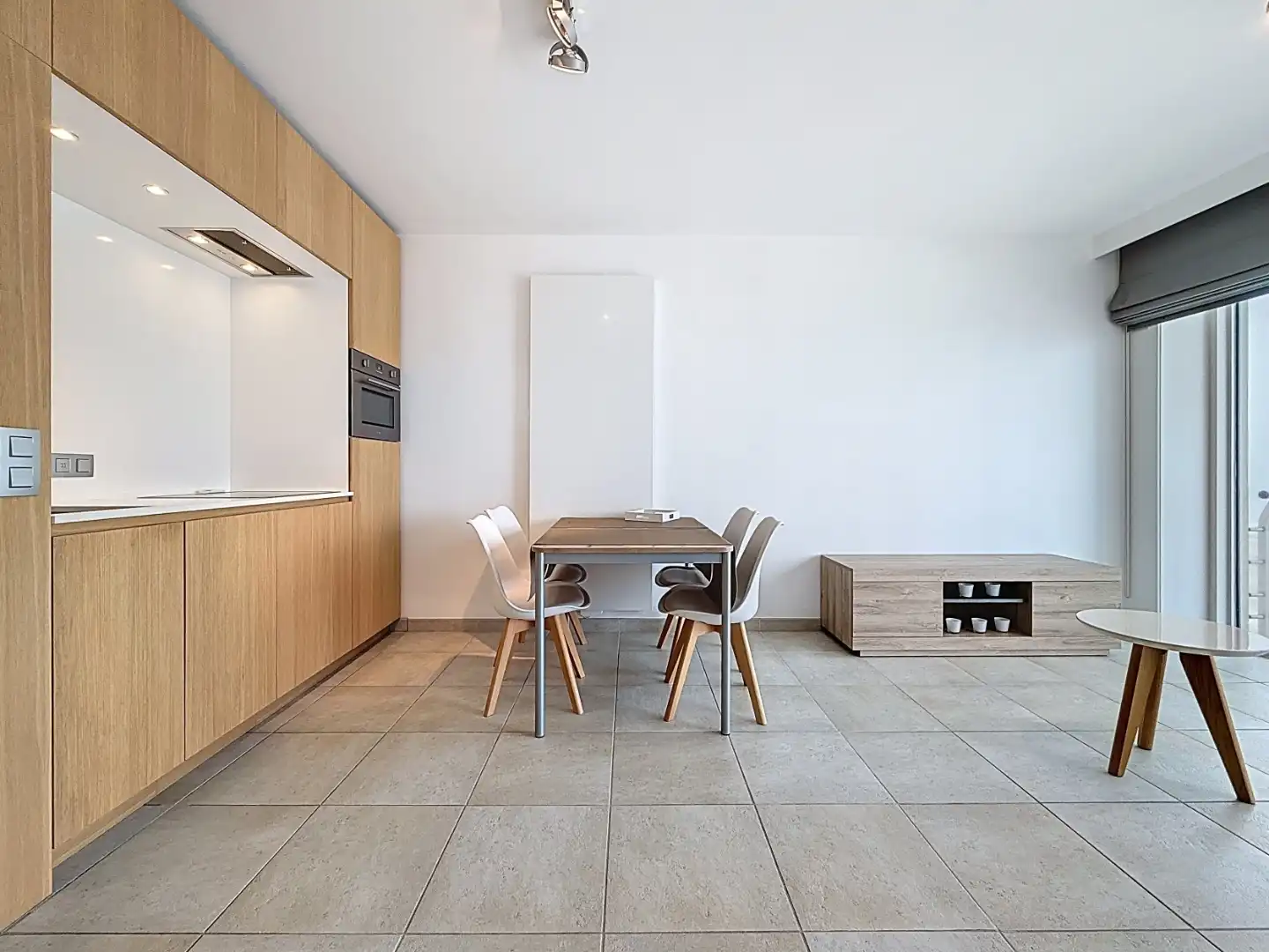 Lichtrijk appartement  op het 15de verdiep met frontaal zeezicht te Nieuwpoort. foto 3