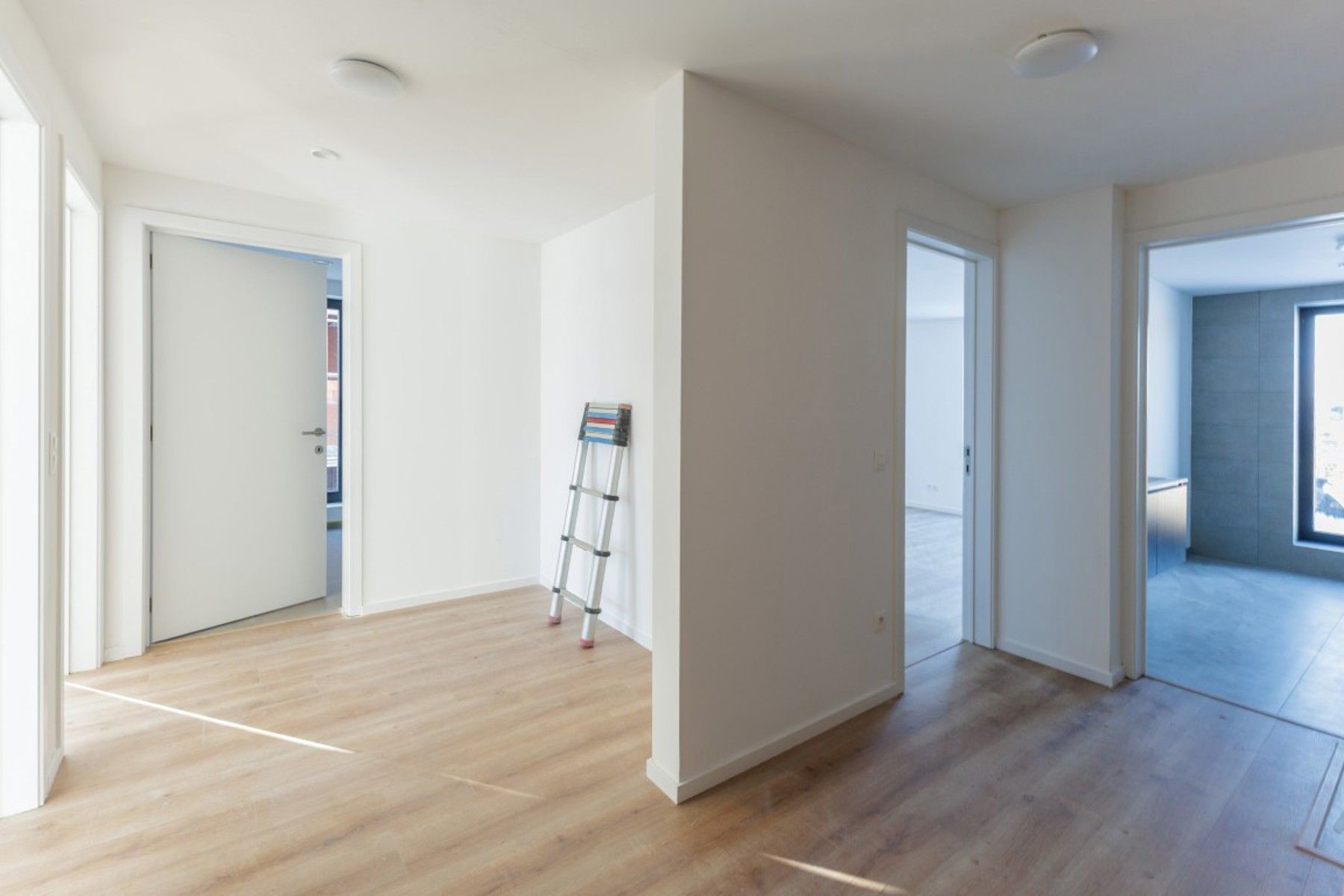 Ruime nieuwbouwwoning foto 12