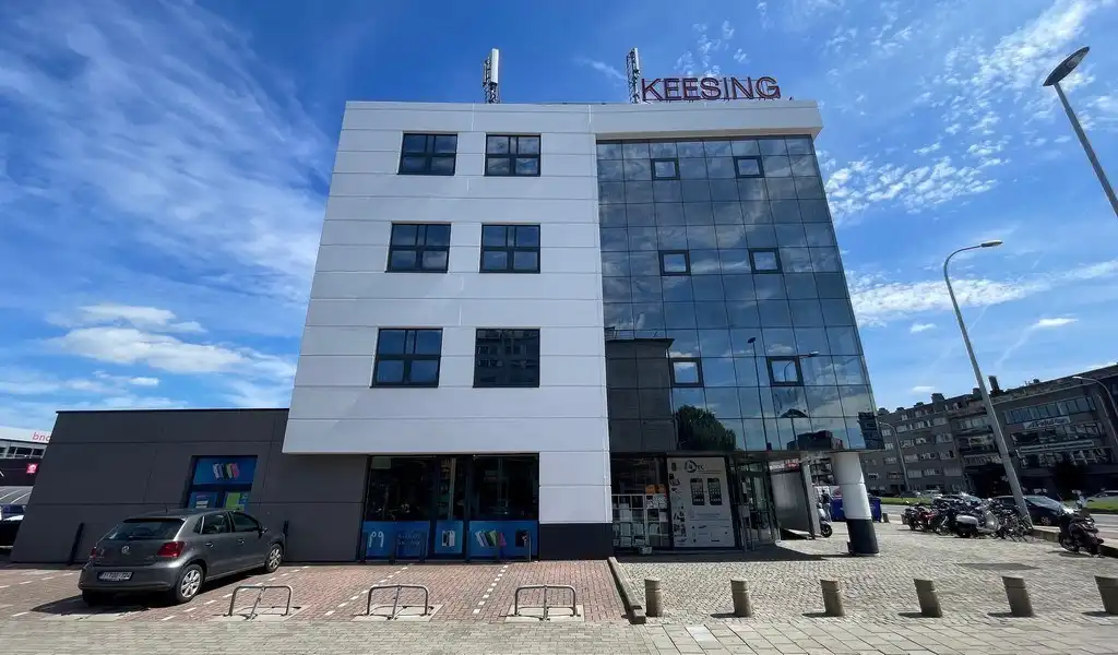 Vernieuwde kantoorruimtes te huur op zichtlocatie te Deurne  foto 12