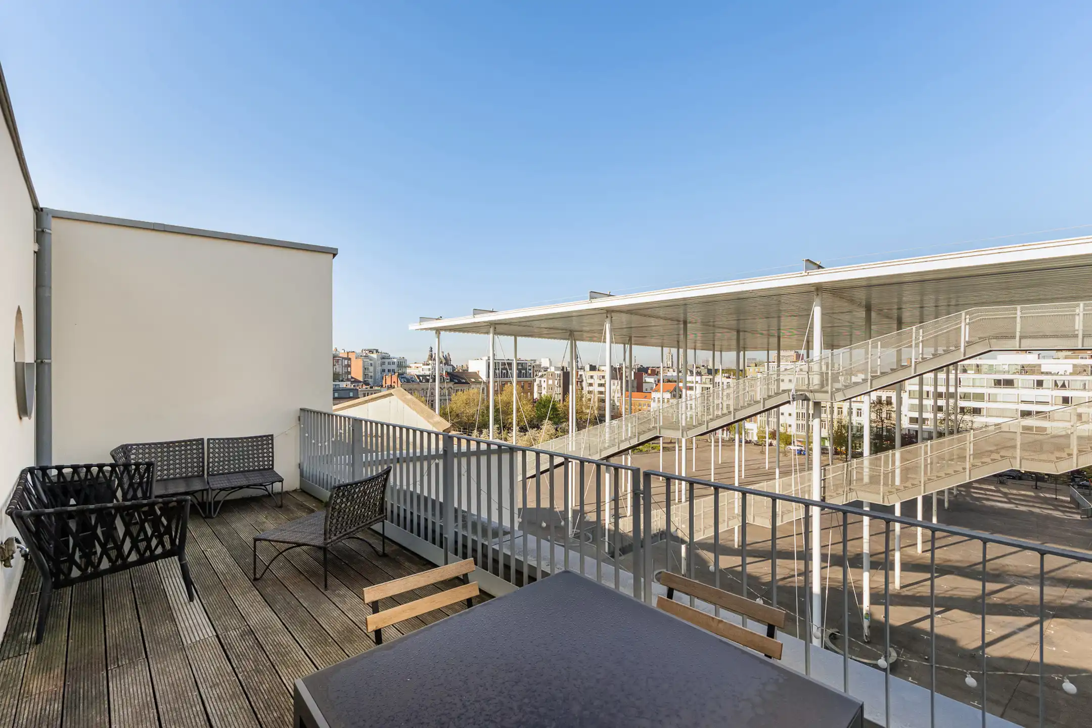 ANTWERPEN CENTRUM - Penthouse aan het Theaterplein foto {{pictureIndex}}