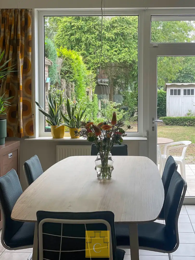 Karaktervolle woning uit 1940 met zuidwest gerichte tuin nabij Brugge foto 8