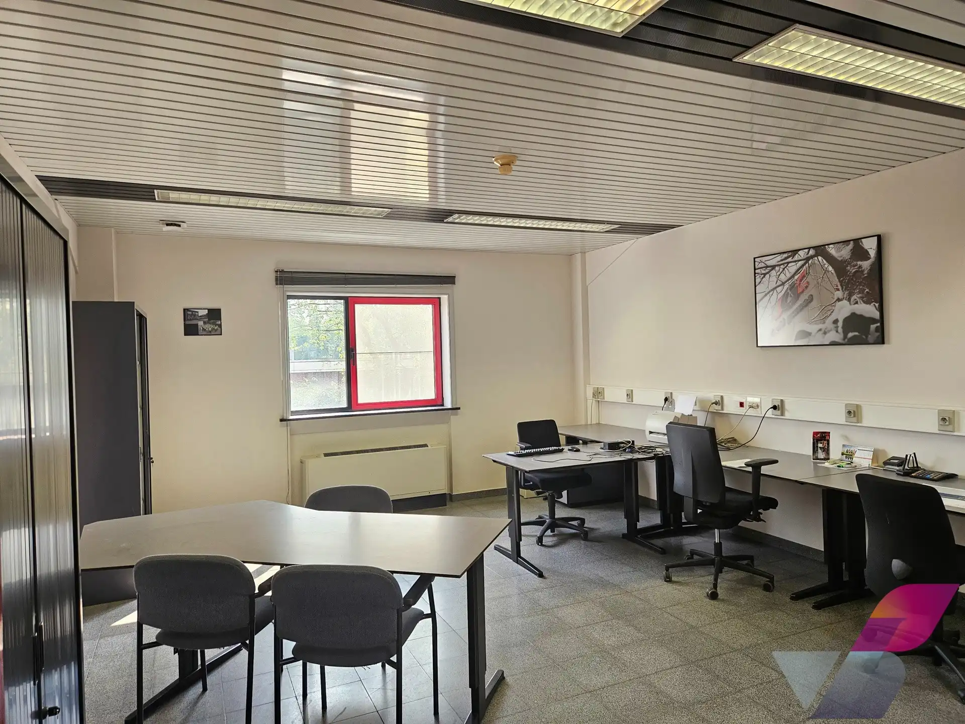 SEMI-INDUSTRIEEL GEBOUW OP ZICHTLOCATIE foto 19