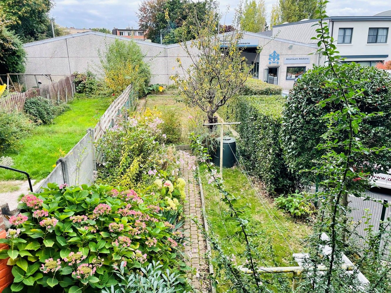 Bel-etage woning met tuin gelegen in het hart van Strombeek-Bever foto 17