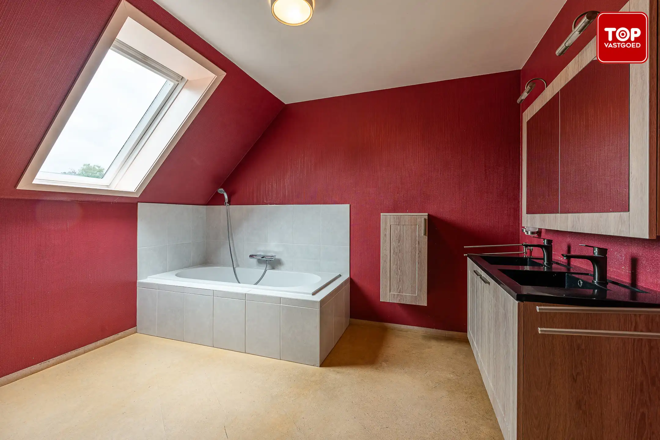 Rustig gelegen woning met zonovergoten tuin in Vinderhoute foto 14