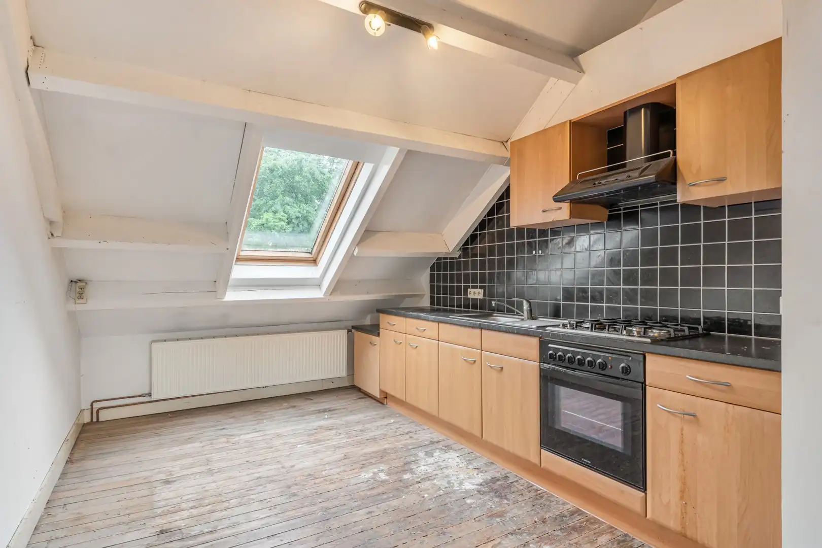 Karaktervol, 1-slaapkamerappartement te koop in Kessel-Lo. foto 8