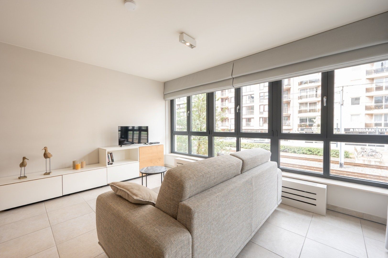 Modern appartement te koop in Knokke-Heist – ideale investering of tweede verblijf. foto 3