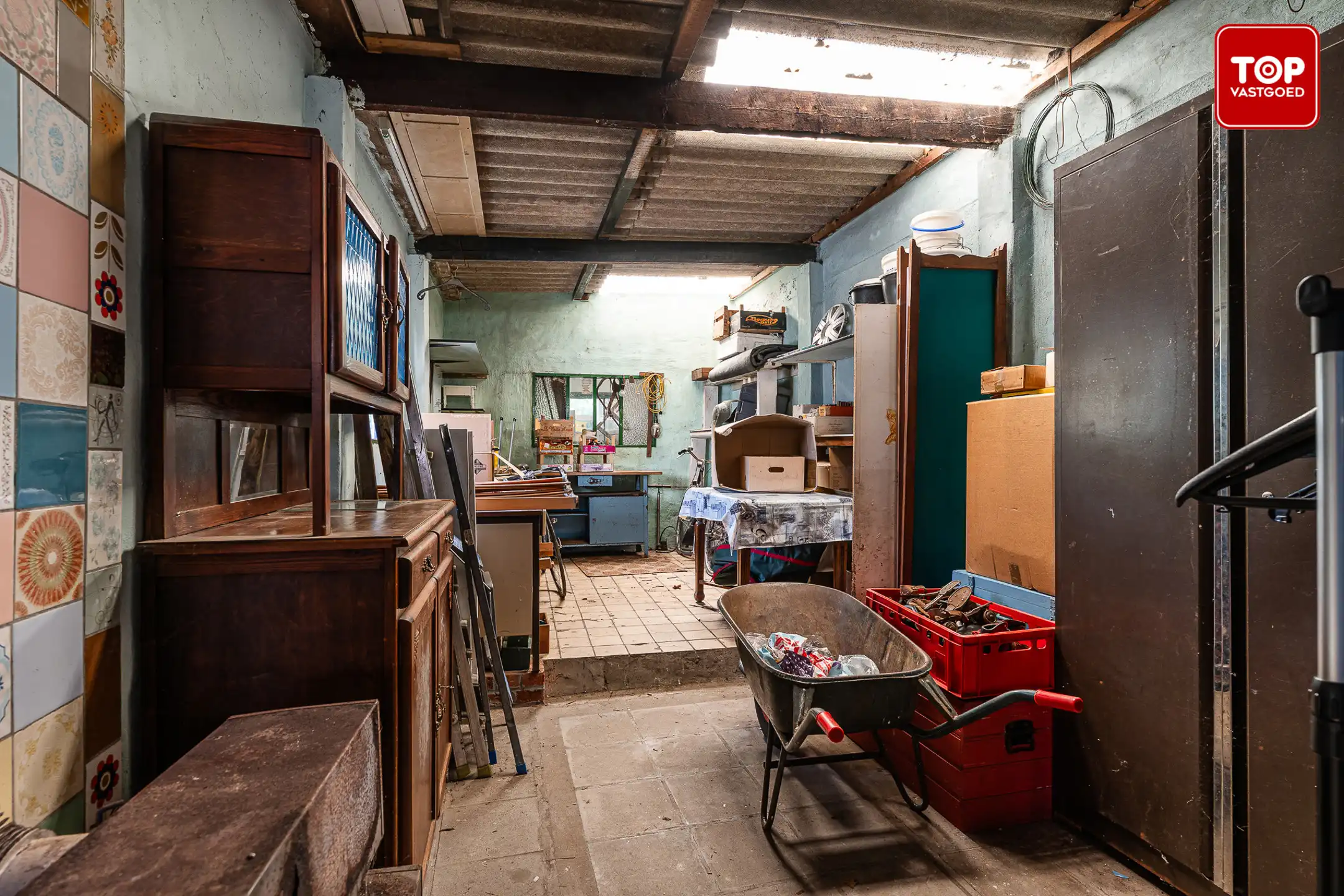 Te renoveren woning met prachtige, zonnige tuin foto 29