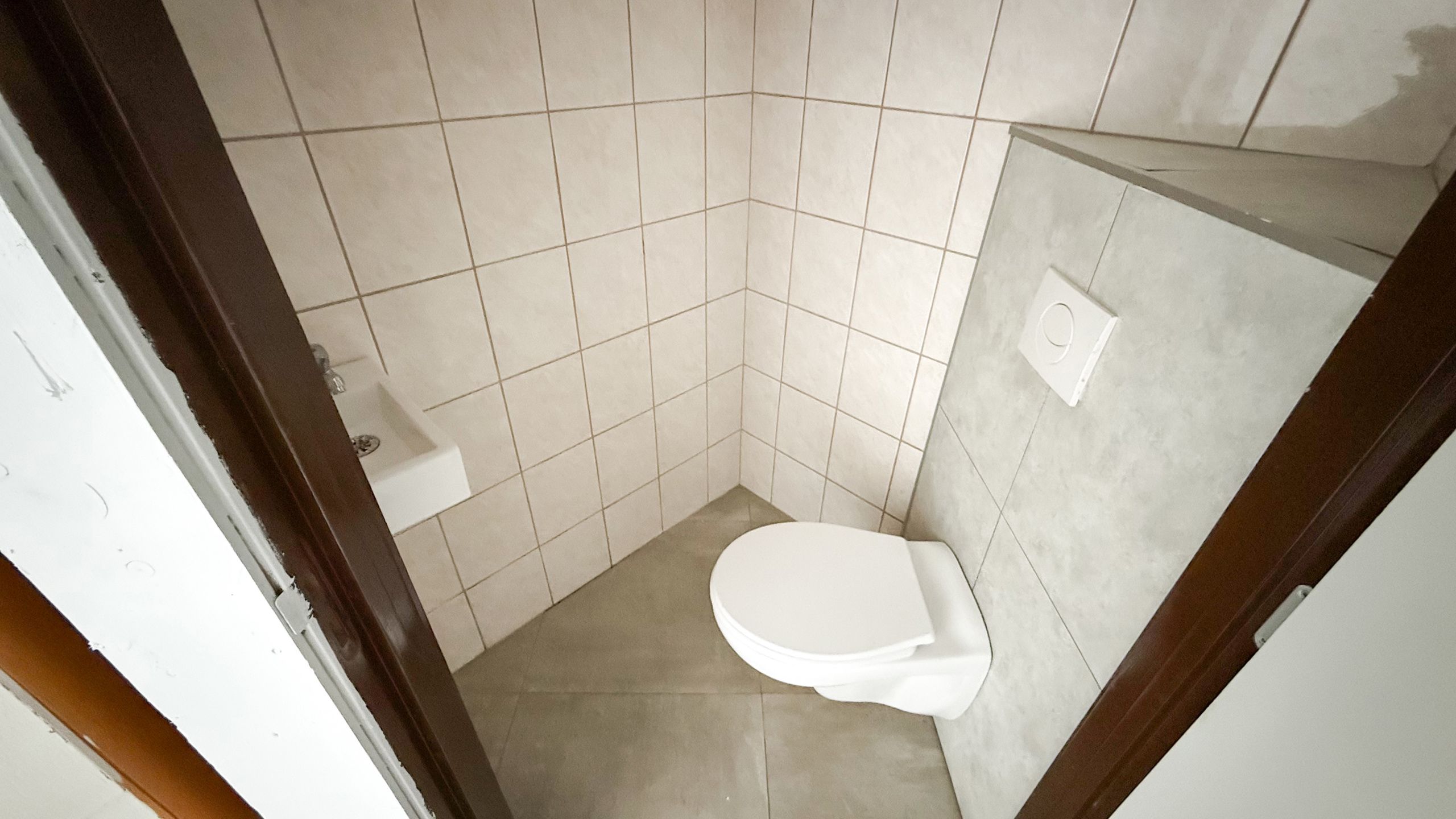 Te renoveren woning met grote tuin in doodlopende straat! foto 22