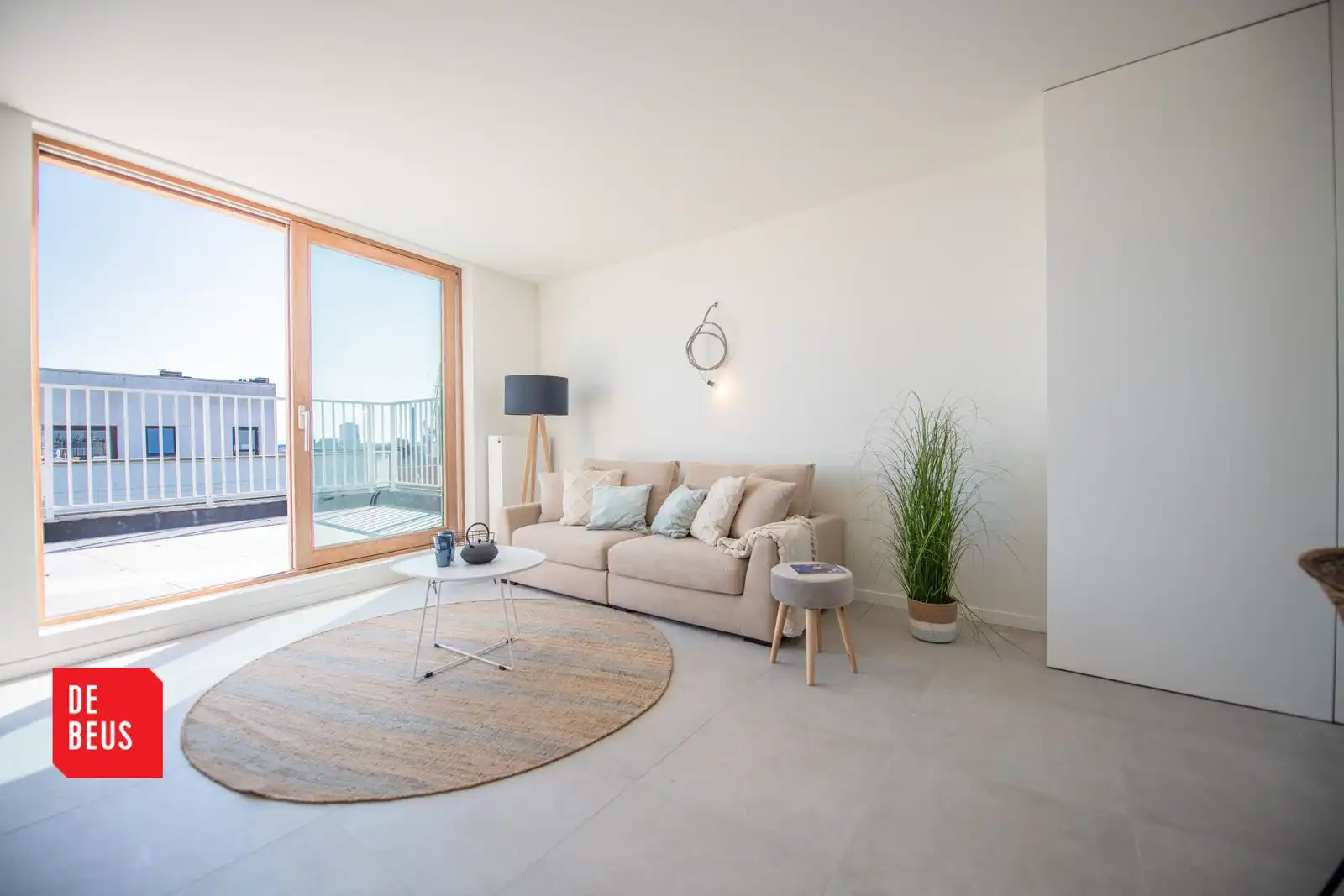 Nieuwbouw penthouse appartement met zonnige terrassen in hartje Oostende foto 3