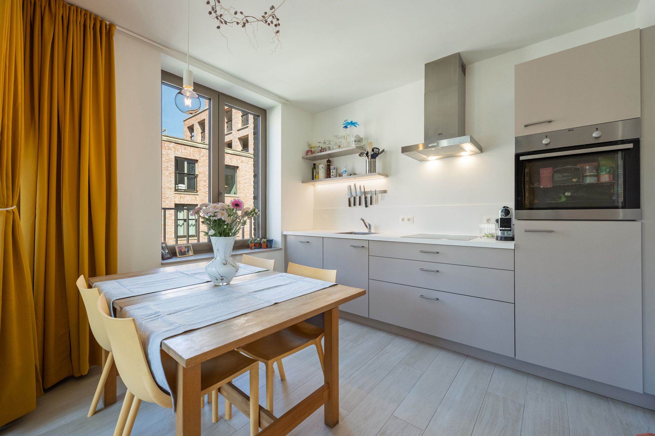 ANTWERPEN EILANDJE - Hip stadsappartement  foto 4